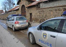Полиција чува Патријаршију, Дечани под заштитом Кфора