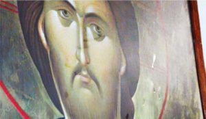 Четири иконе промироточиле у Филипинској цркви