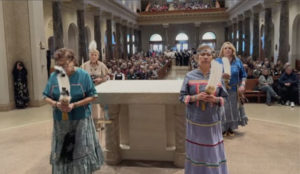 Шамански ритуал у католичкој цркви у САД изазвао контроверзу