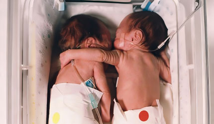 Утешни загрљај