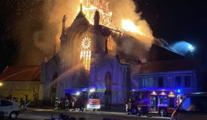 Између спаљених цркава и вапаја за избављењем: духовна драма модерне Европе